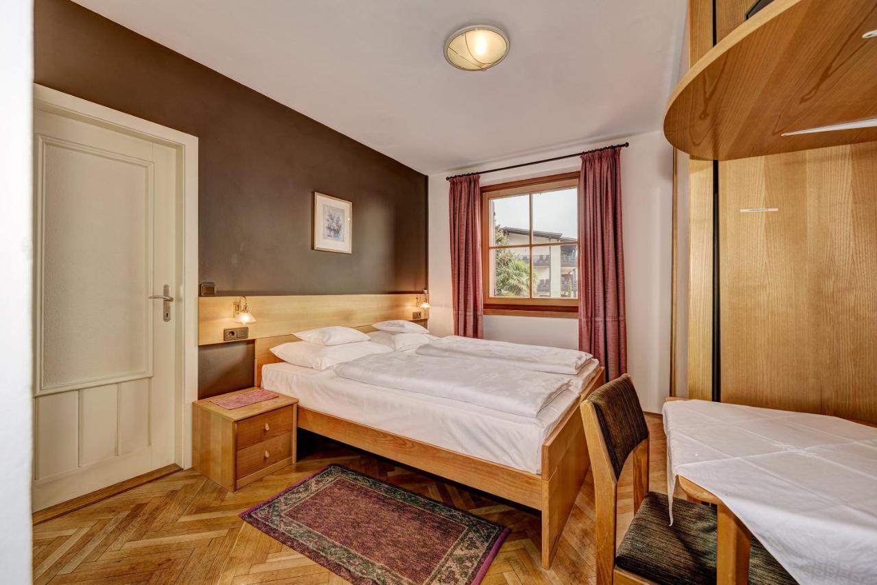 Unterdornerhof Aparthotel Lagundo Luaran gambar